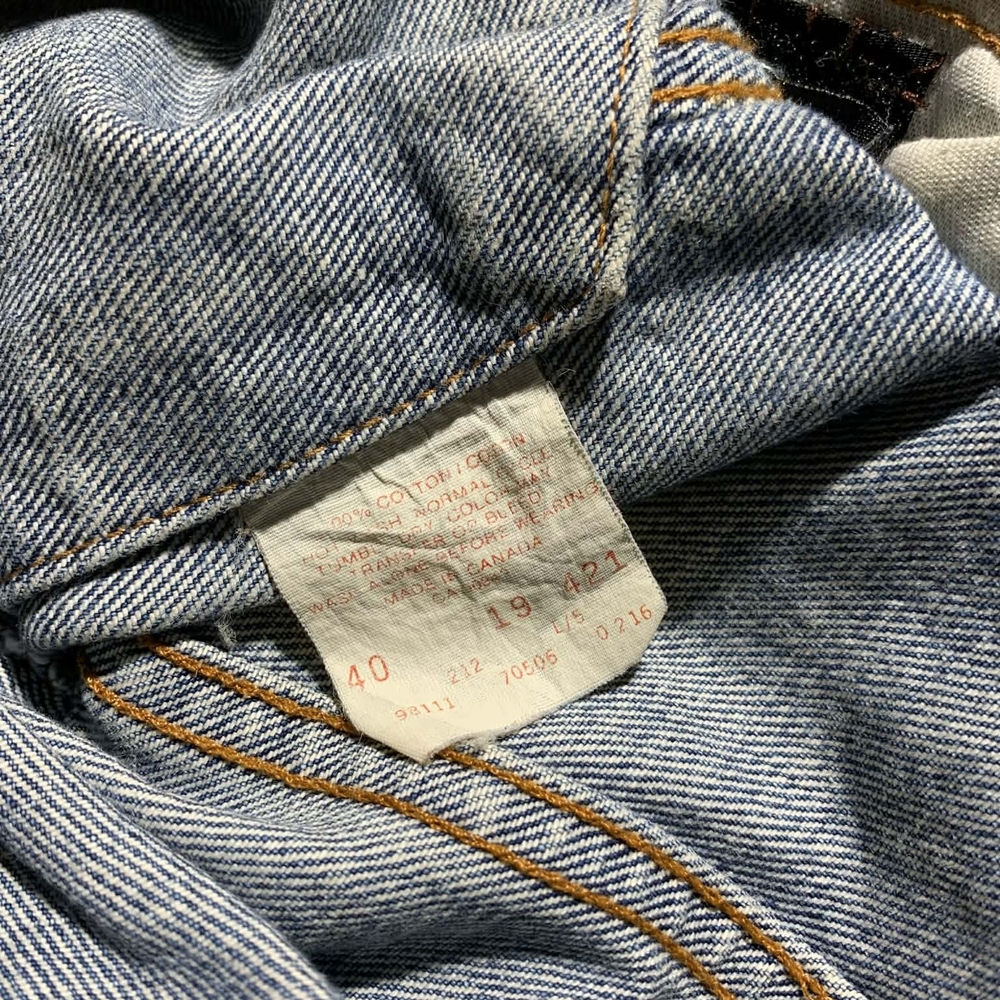Vintage 80s Levi's Light Blue Denim Jacket - Picture 5 of 9